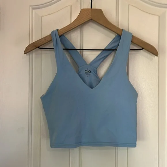 Alo Yoga | Real Bra Tank Baby Blue Medium Workout Active Gym Athleisure - Picture 4 of 6